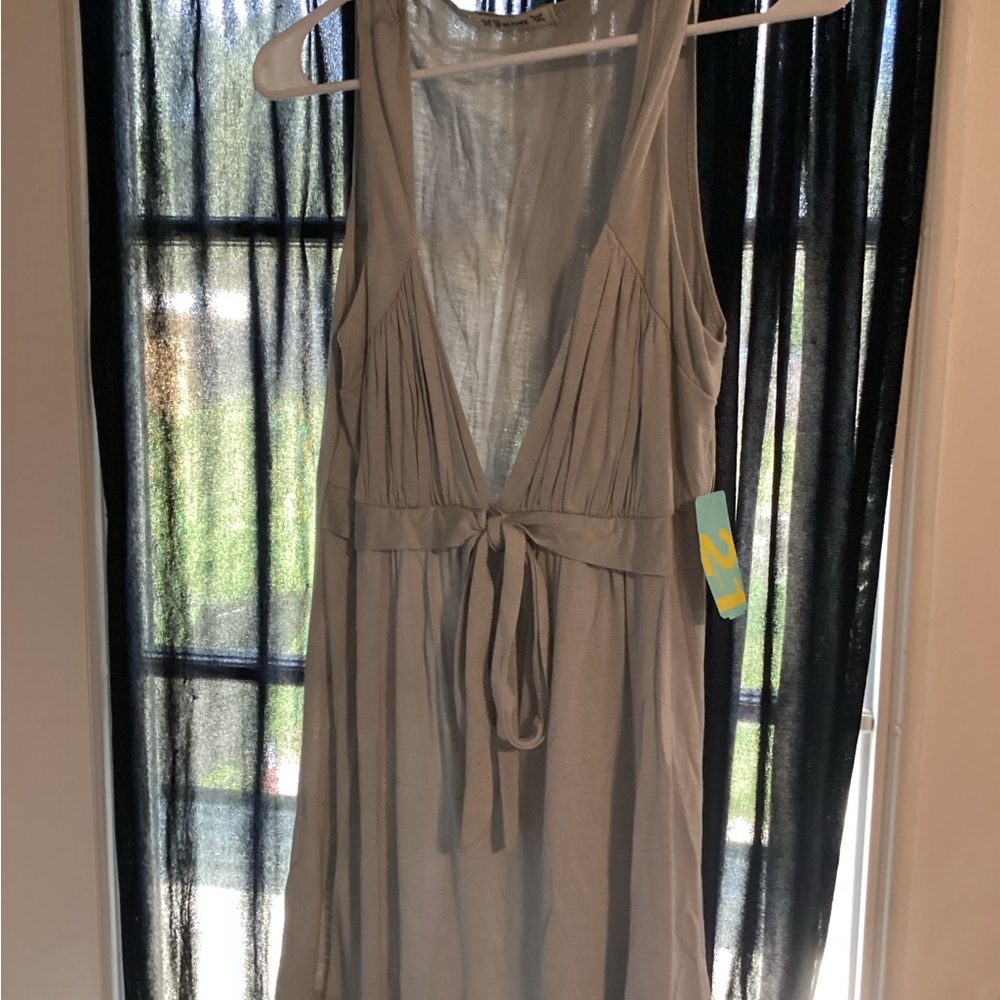 Sleeveless V-Neck Tie-Front Casual shir— Light Gray